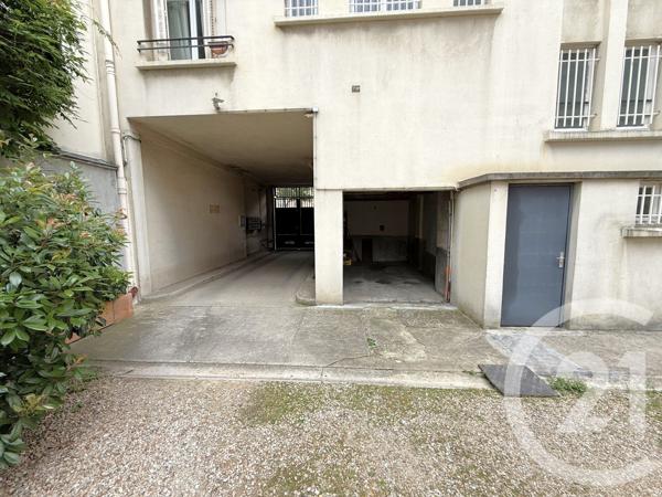 Parking à vendre  13 m 2   PARIS  - 75016