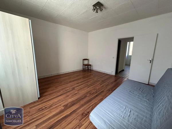 Appartement à louer 1 pièce 33.31m²