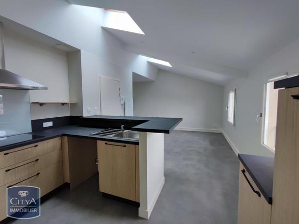 Appartement à louer 2 pièces 59.96m²