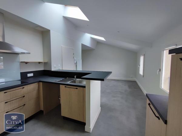 Appartement à louer 2 pièces 59.96m²