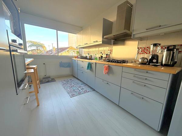 Appartement Villeurbanne 3 pièce(s) 74.51 m2