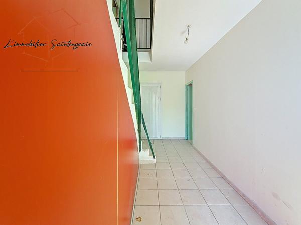 Ensemble de quatre studios
