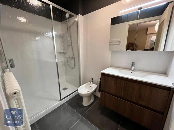 Vente maison 7 pièces de 166m²