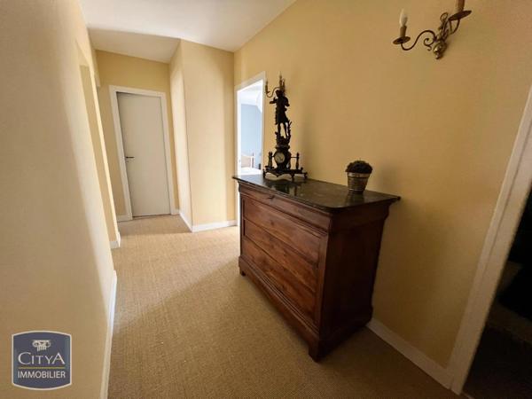 Vente maison 7 pièces de 166m²