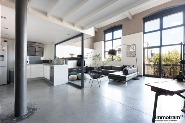 Vente Loft 141m 2 - 3 chambre(s) - Roubaix, Hôpital Victor Provo • Réf. VA27340
