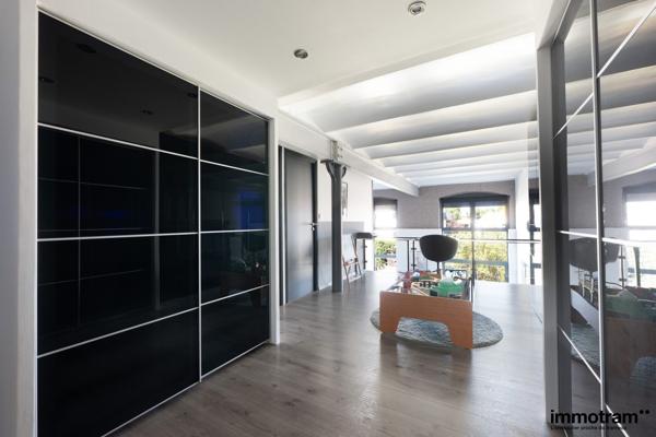 Vente Loft 141m 2 - 3 chambre(s) - Roubaix, Hôpital Victor Provo • Réf. VA27340