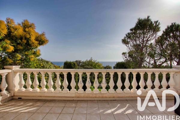 Maison à vendre 4 pièces 158 m² Saint-Raphaël