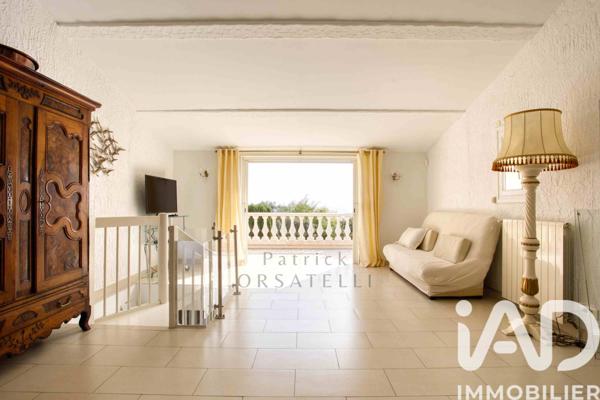 Maison à vendre 4 pièces 158 m² Saint-Raphaël