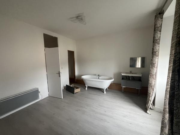 Maison à vendre |  Châlus |  3 pièces | 65 m²