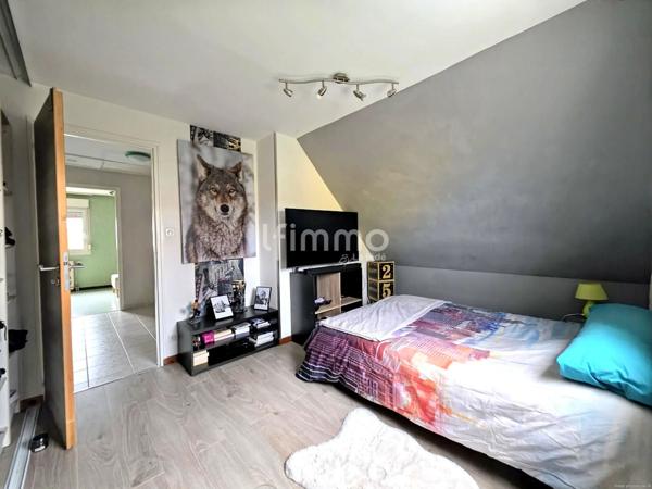 Charmante maison avec piscine au coeur d'un village prisé