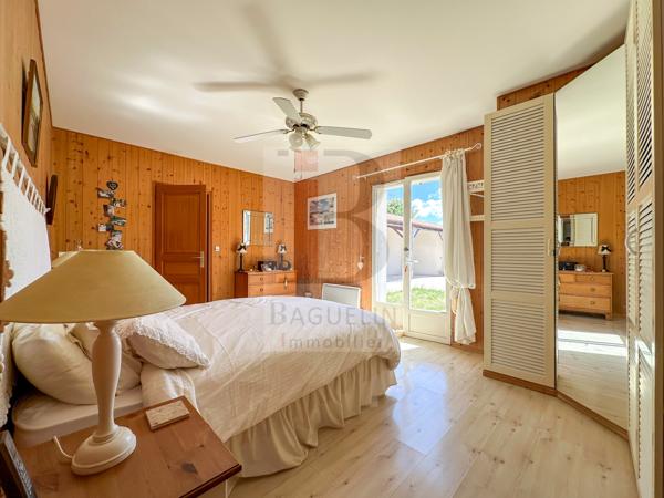 Maison familiale de 6 ch avec grand terrain et piscine