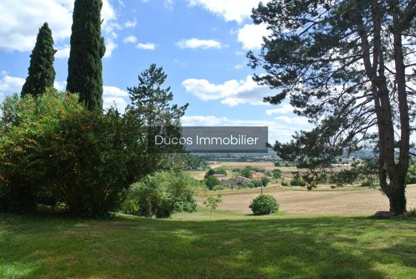 MAISON au clame et vue dégagée