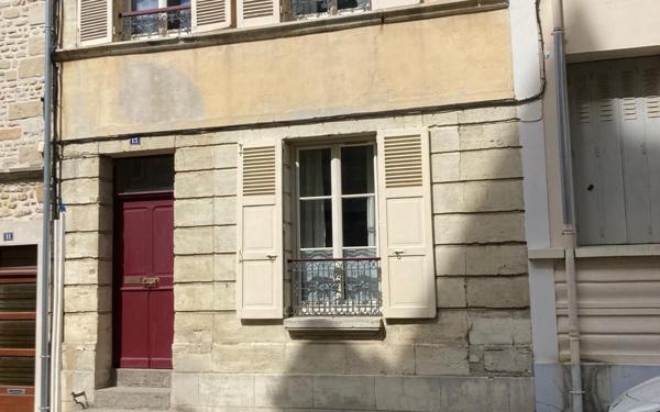 Maison à vendre    4 pièces •  Argentan