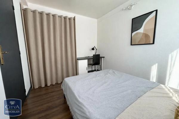 Appartement à louer 4 pièces 64.94m²