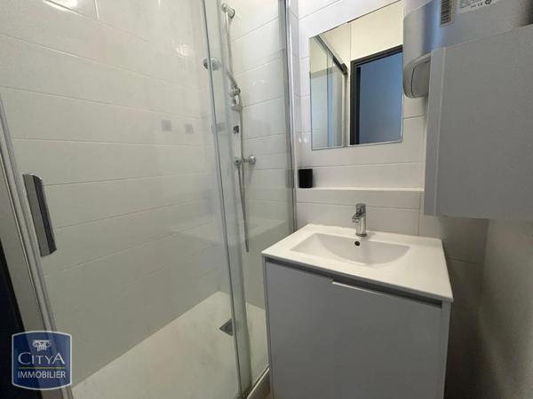 Appartement à louer 4 pièces 64.94m²