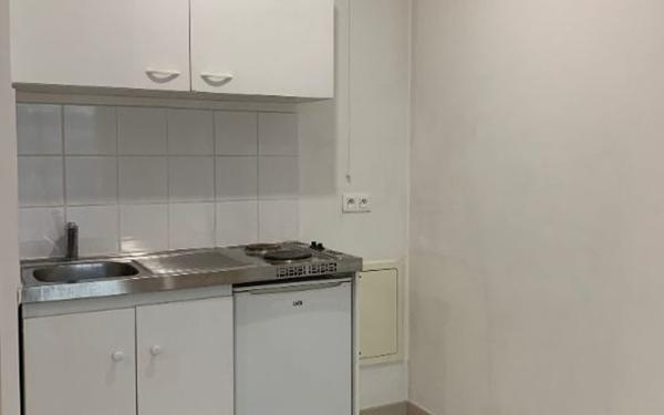 Appartement à louer    1 pièce • 29 m2 Massy