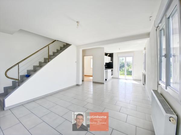 CHOISEY – Maison familiale avec 4 chambres, bureau, garage et jardin
