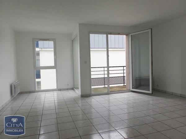 Appartement à louer 4 pièces 96.49m²