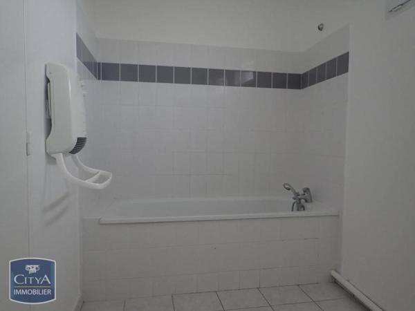 Appartement à louer 4 pièces 96.49m²