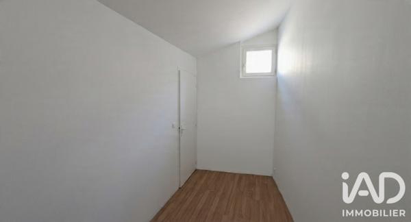 Immeuble à vendre 163 m² Cavaillon