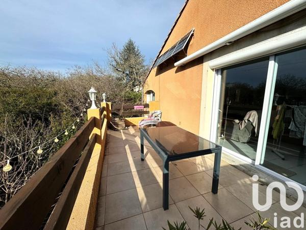 Maison traditionnelle 10 pièces de 235 m² à Ruoms (07120)