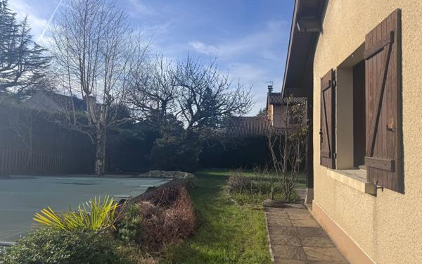 Maison à vendre    6 pièces •  Caluire-et-Cuire