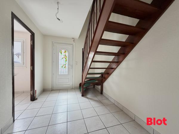 Maison 5 pièce(s)