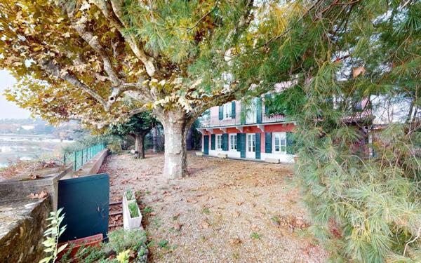 Maison à vendre    5 pièces •  Trévoux