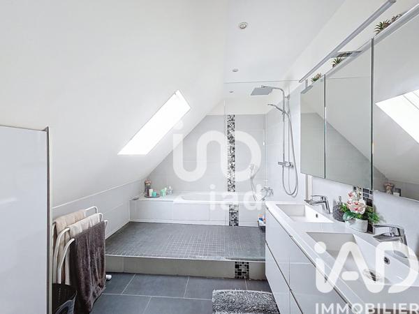 Maison à vendre 6 pièces 120 m² Gretz-Armainvilliers