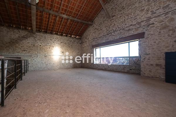 Maison
         13 pièces
        - 340 m² Bien prestige