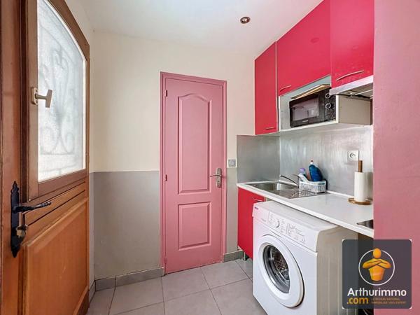 Vente                                                      Appartement
                        
                     2 pièces                                         à Argenteuil