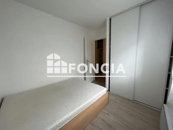 Location Appartement meublé 2 pièces 30.51 m² - 14 RUE DE LA SOLE La Rochelle 17000