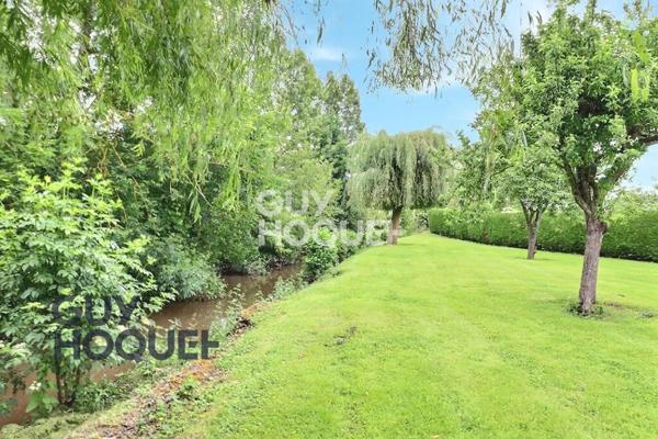 Propriété de 197 m² en bordure de rivière