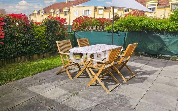 Appartement à vendre    4 pièces •  Fosses