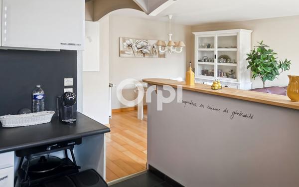 Appartement à vendre    4 pièces •  Fosses