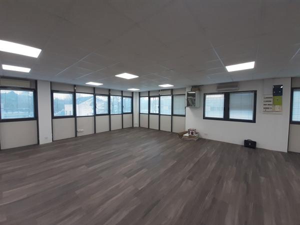 A LOUER BUREAUX de 225 m² environ à la Chapelle Sur Erdre