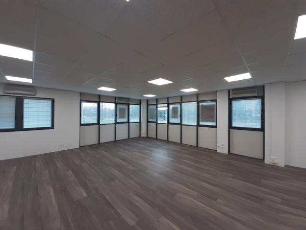 A LOUER BUREAUX de 225 m² environ à la Chapelle Sur Erdre
