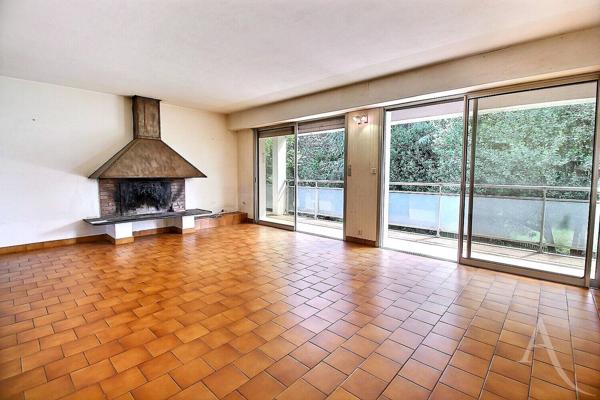 Appartement/Maison Barriere de Begles LA FERRADE 7 pièce(s) 132 m2