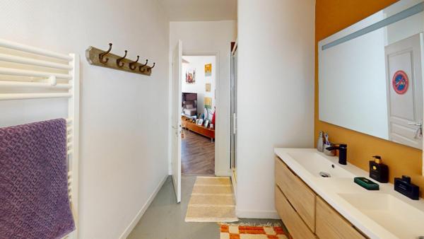 Maison à vendre    5 pièces •  Loix