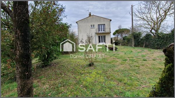 Maison Le Gua 5 pièce(s) 96 m2, 4 chambres, avec garage, dépendances et jardin clos 765 m²