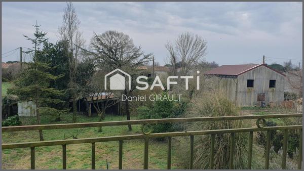 Maison Le Gua 5 pièce(s) 96 m2, 4 chambres, avec garage, dépendances et jardin clos 765 m²