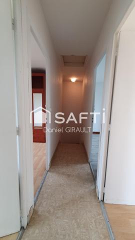 Maison Le Gua 5 pièce(s) 96 m2, 4 chambres, avec garage, dépendances et jardin clos 765 m²