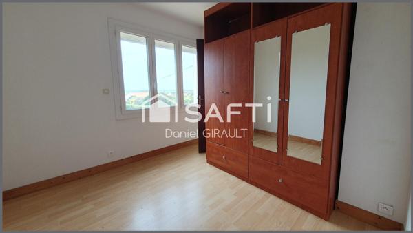 Maison Le Gua 5 pièce(s) 96 m2, 4 chambres, avec garage, dépendances et jardin clos 765 m²