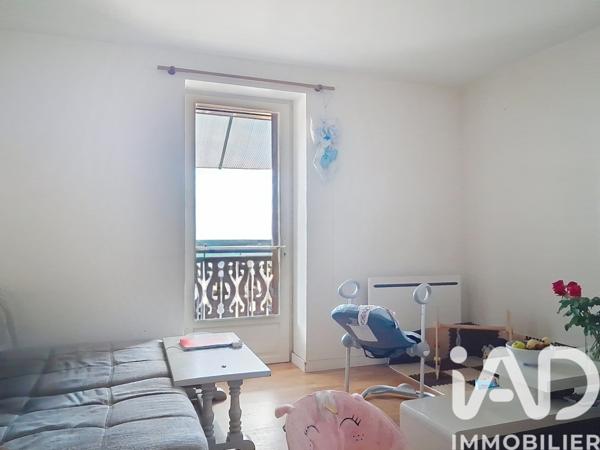 Immeuble à vendre 238 m² Machilly