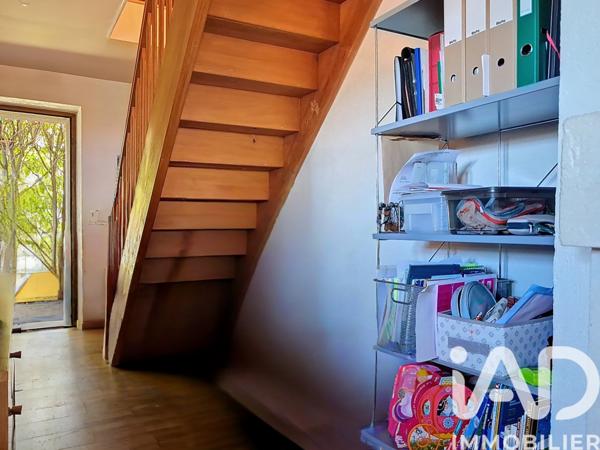 Immeuble à vendre 238 m² Machilly