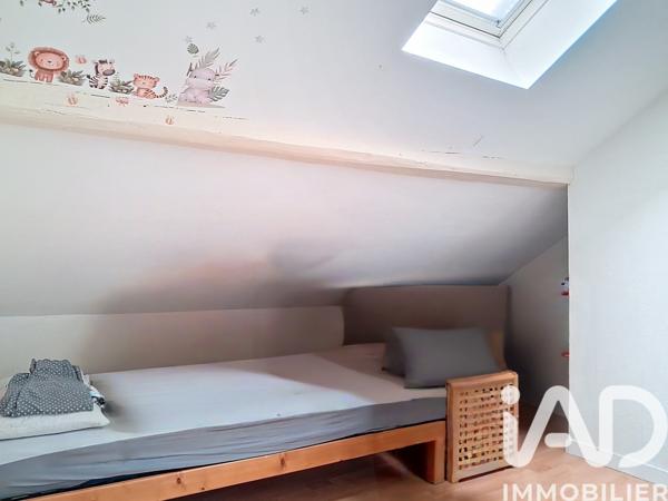 Immeuble à vendre 238 m² Machilly