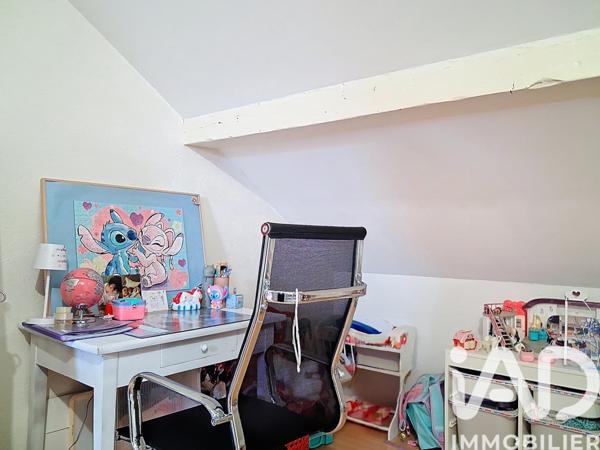 Immeuble à vendre 238 m² Machilly