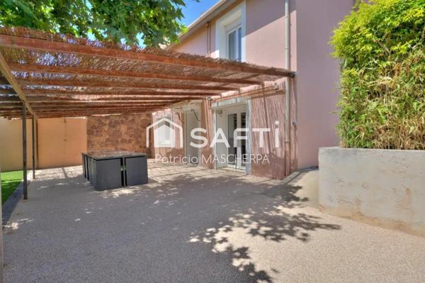 FREJUS JOLIE VILLA 3 CHAMBRES AVEC PISCINE POOL HOUSE ET JARDIN