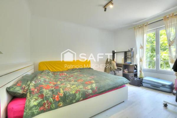 FREJUS JOLIE VILLA 3 CHAMBRES AVEC PISCINE POOL HOUSE ET JARDIN