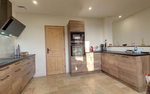 Maison à vendre    4 pièces • 98 m2 Genlis